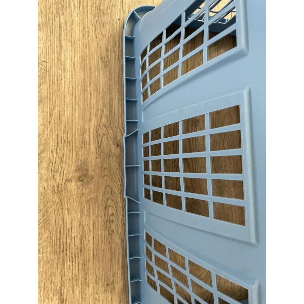 Vintage Rubbermaid Laundry Basket 2965 Light Blue Hamper Rectangular Plastic EUC